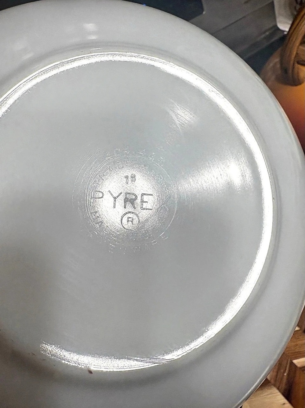 Pyrex Butterprint Cookware Set White & Green - Picture 6 of 7